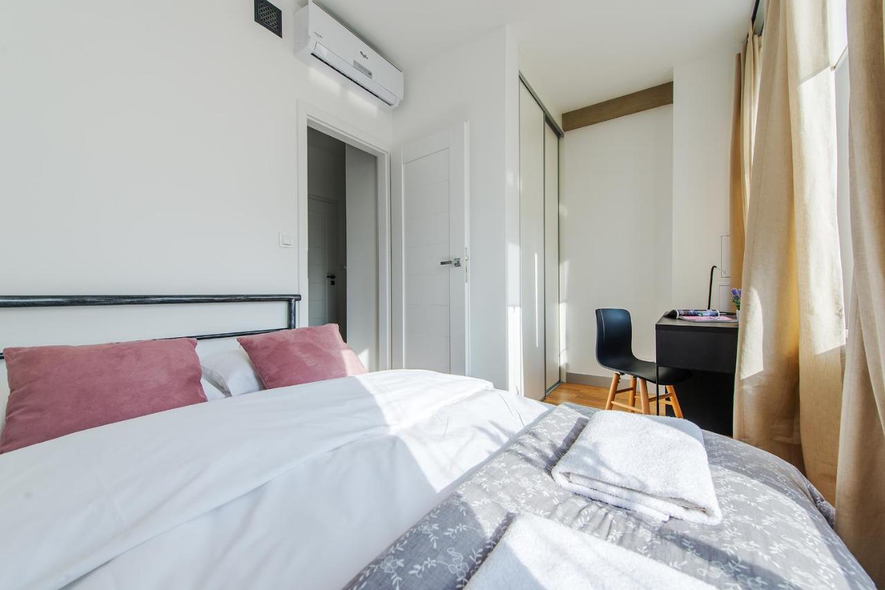 Dworzec Centralny P&O Serviced Apartments Varşova Dış mekan fotoğraf