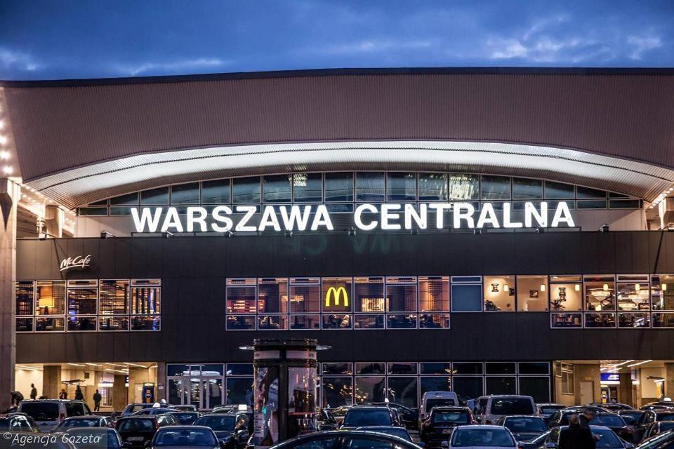 Dworzec Centralny P&O Serviced Apartments Varşova Dış mekan fotoğraf